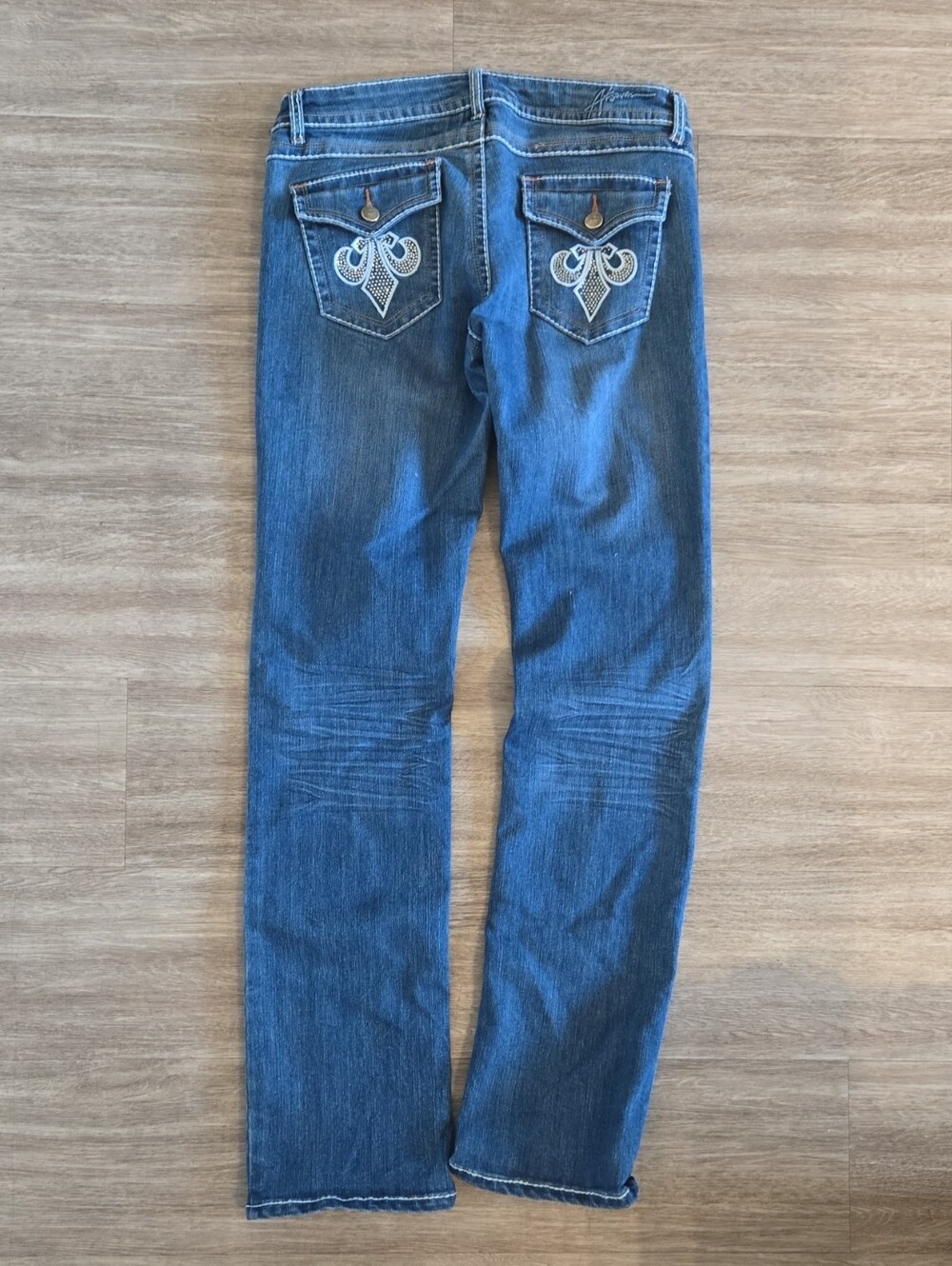 Blue Straight-Leg Jeans with Embroidered Back Pockets